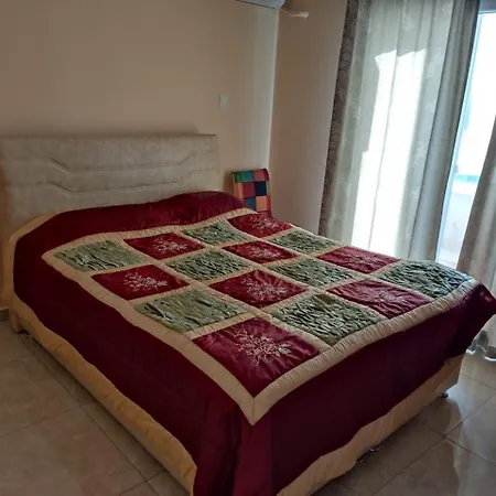 Royal Sun Apartment *